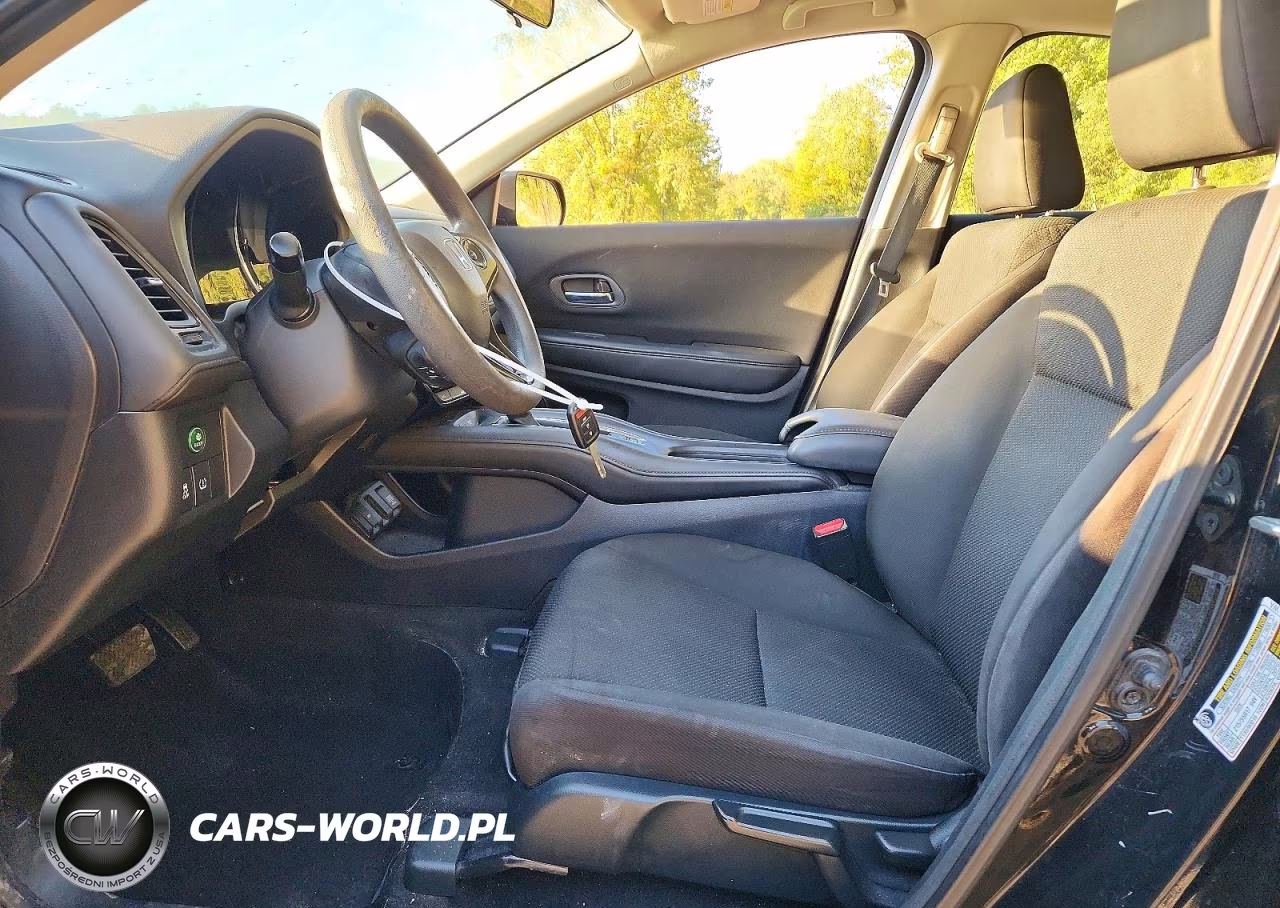 2017 Honda Hr-V Lx VIN:3CZRU6H31HM700738 - 7