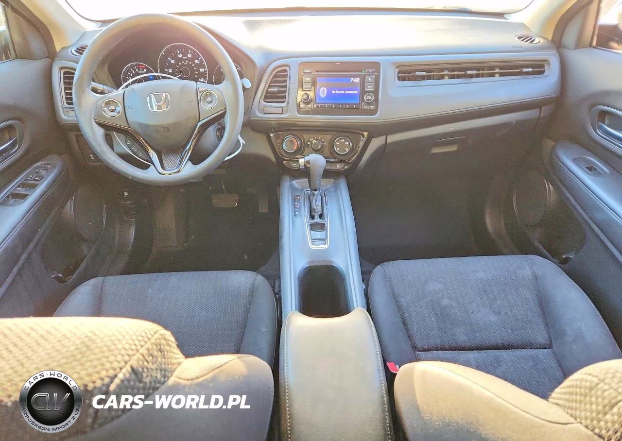 2017 Honda Hr-V Lx VIN:3CZRU6H31HM700738 - 8