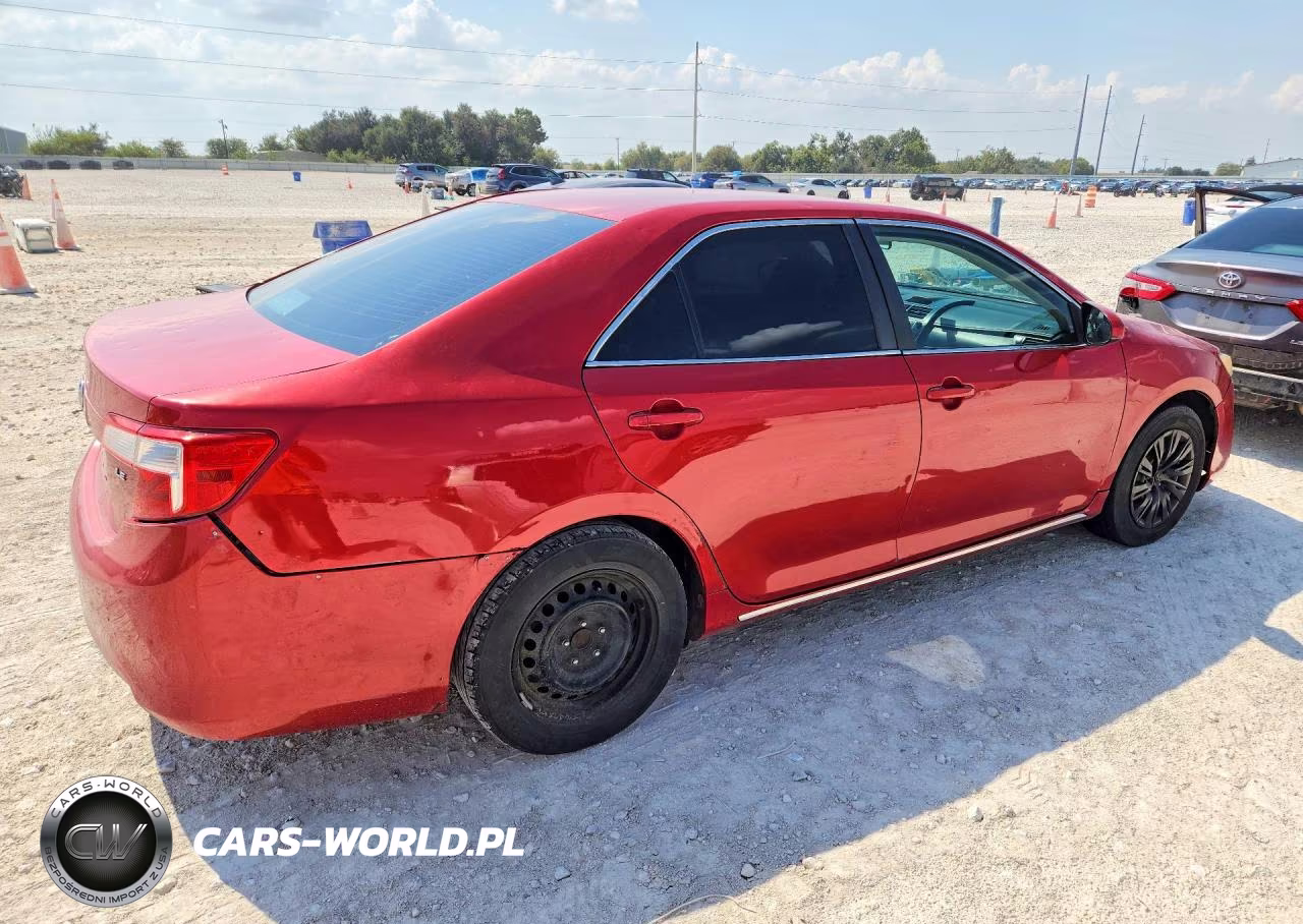 2013 Toyota Camry Le VIN:4T1BF1FK9DU663230 - 3
