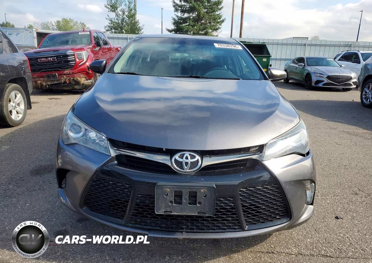 2017 Toyota Camry Se VIN:4T1BF1FK4HU764682 - 5