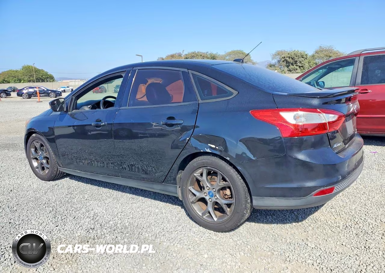 2013 Ford Focus Se VIN:1FADP3F27DL205512 - 2
