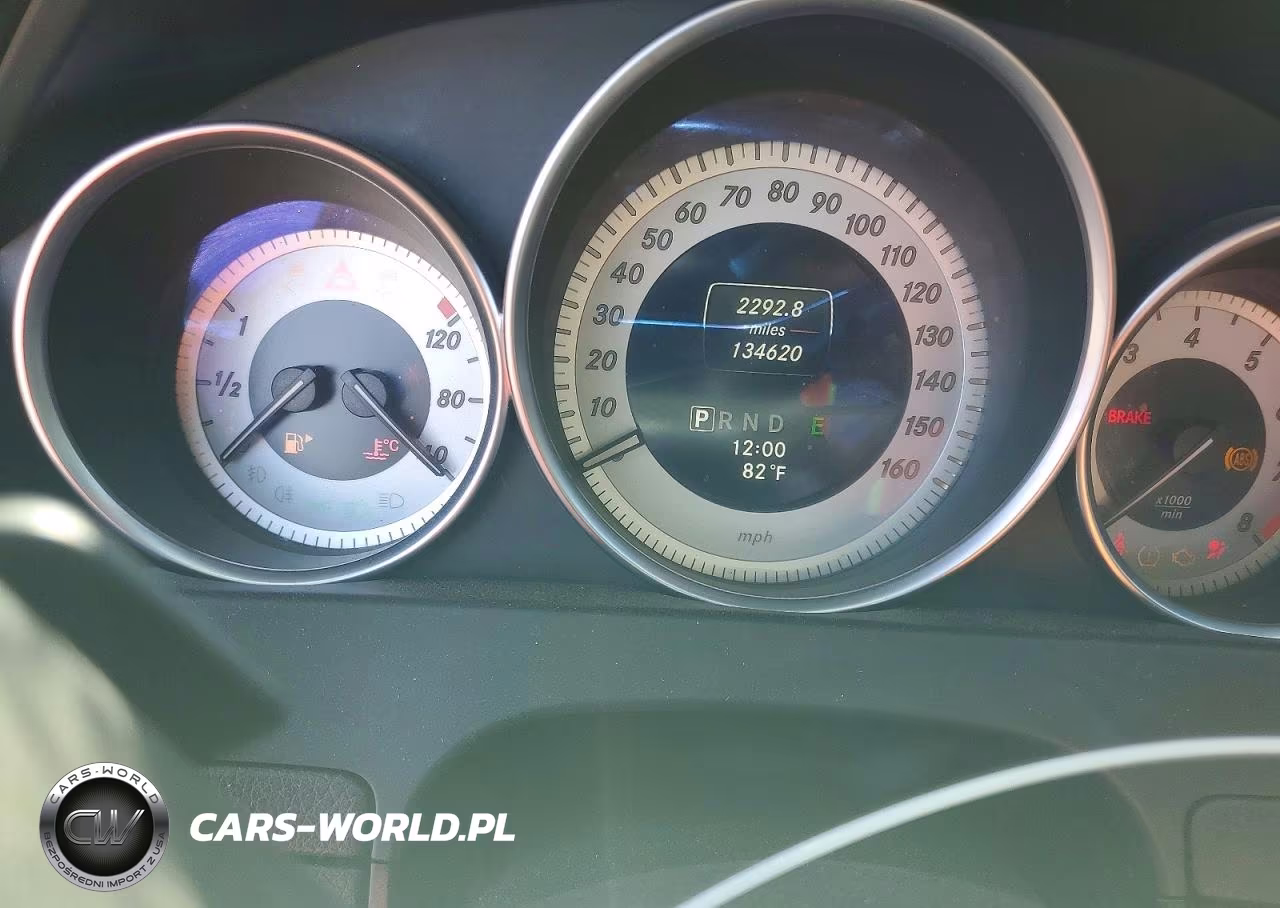 2015 Mercedes-Benz C 250 VIN:WDDGJ4HB8FG405232 - 9