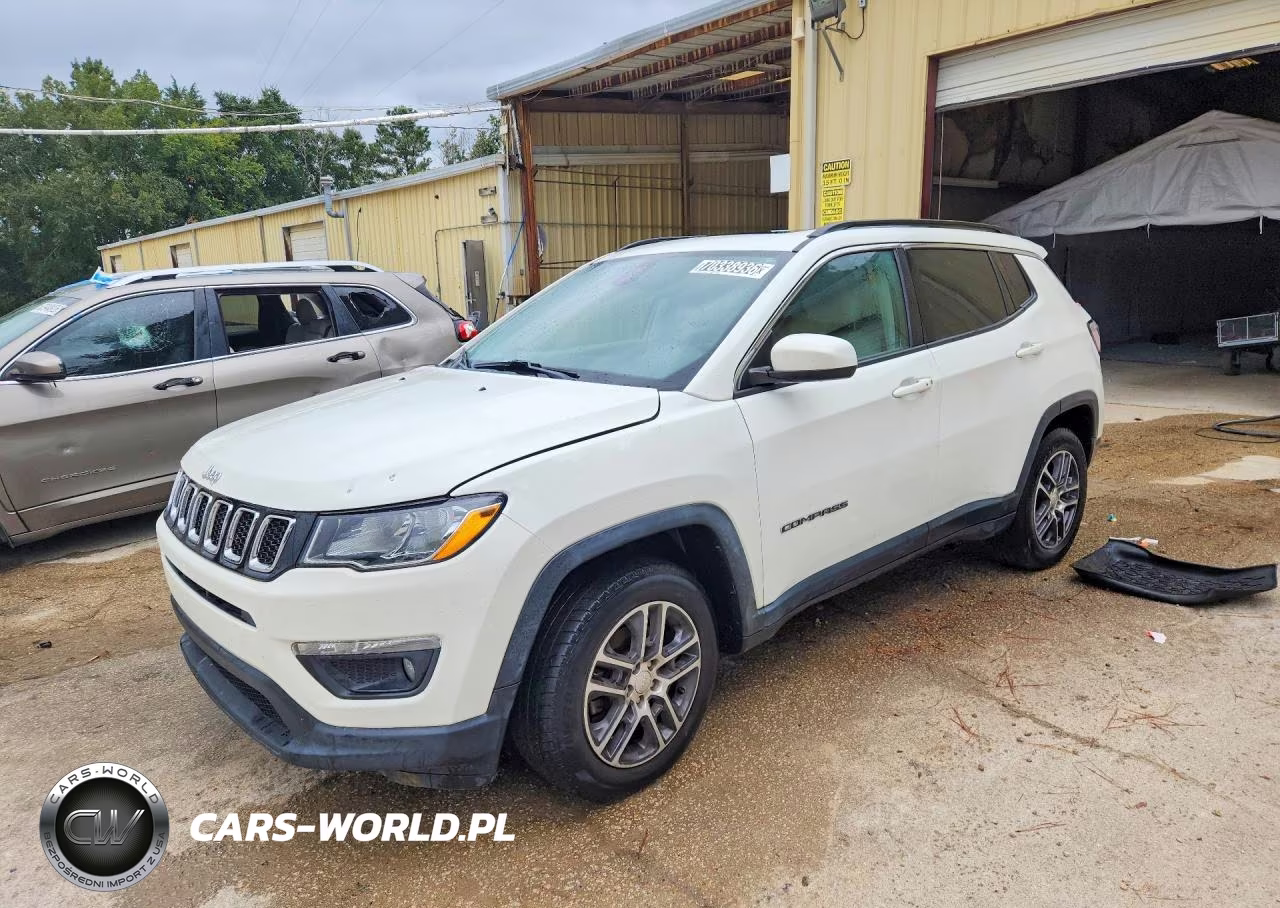 2018 Jeep Compass Latitude VIN:3C4NJCBB7JT487141 - 1