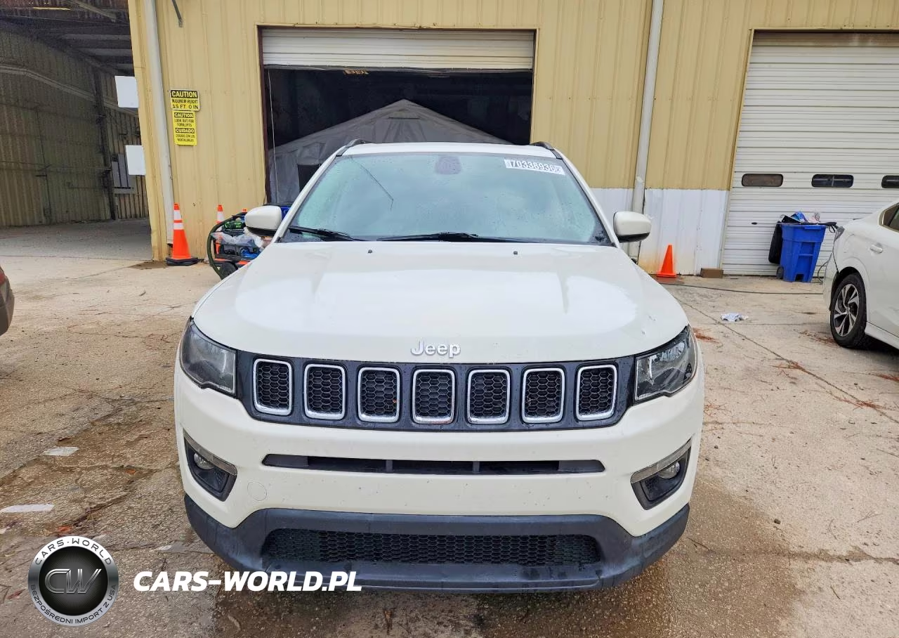 2018 Jeep Compass Latitude VIN:3C4NJCBB7JT487141 - 5