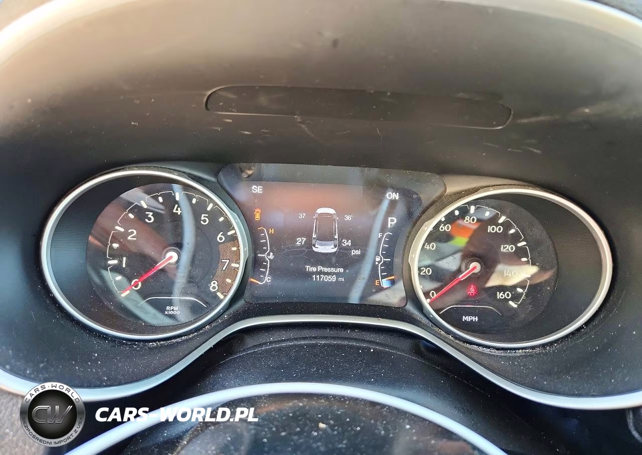 2018 Jeep Compass Latitude VIN:3C4NJCBB7JT487141 - 9