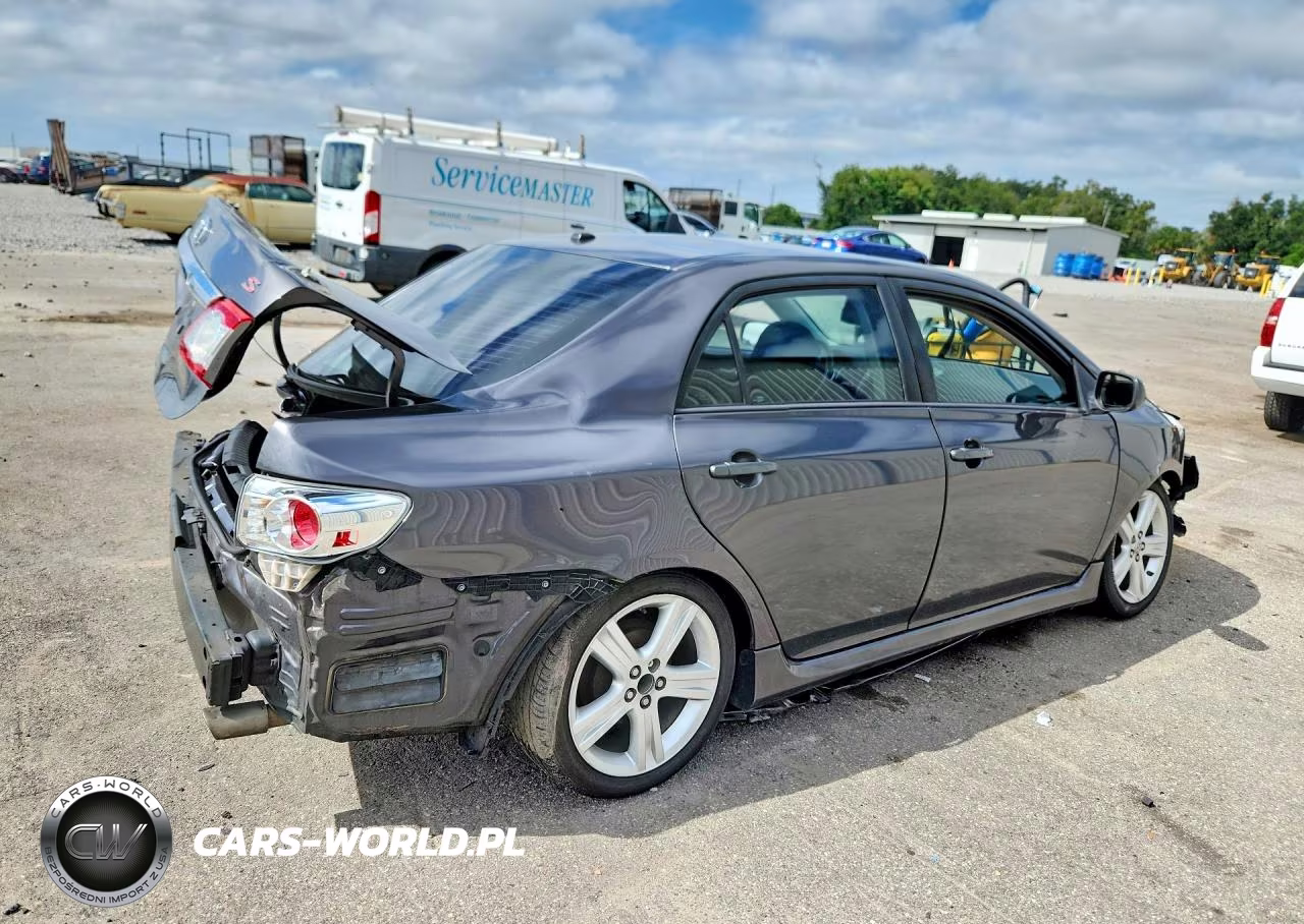 2013 Toyota Corolla S VIN:5YFBU4EE6DP121846 - 3