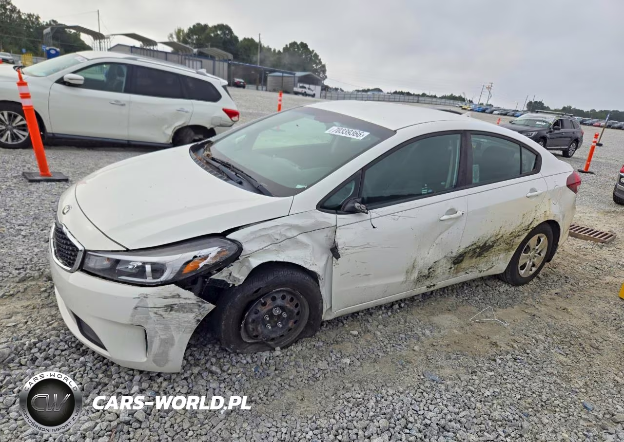 2018 Kia Forte VIN:3KPFK4A72JE205562 - 1