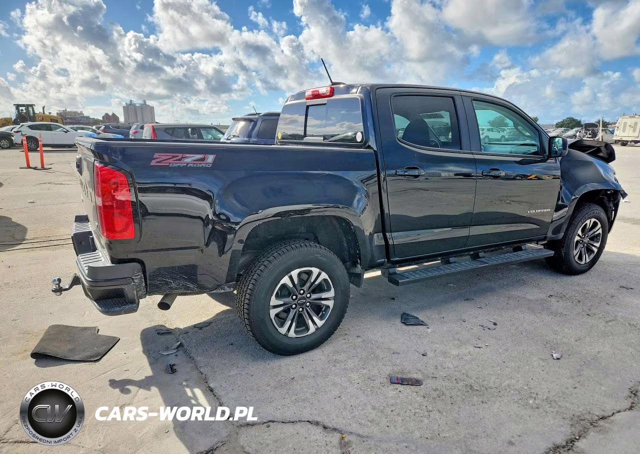 2022 Chevrolet Colorado Z71 VIN:1GCGTDEN8N1253666 - 3