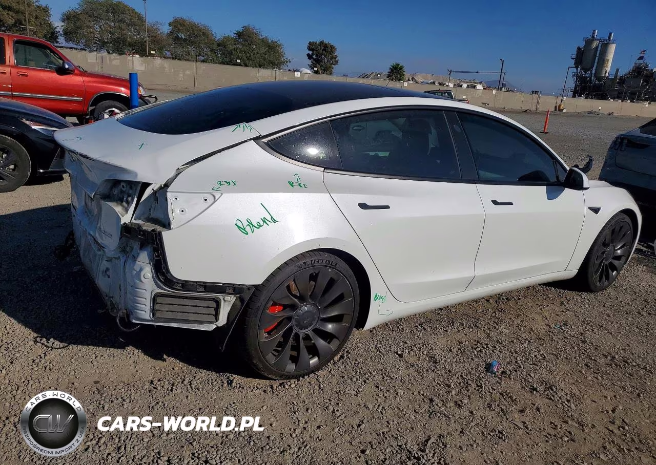2021 Tesla Model 3 VIN:5YJ3E1EC3MF000928 - 3