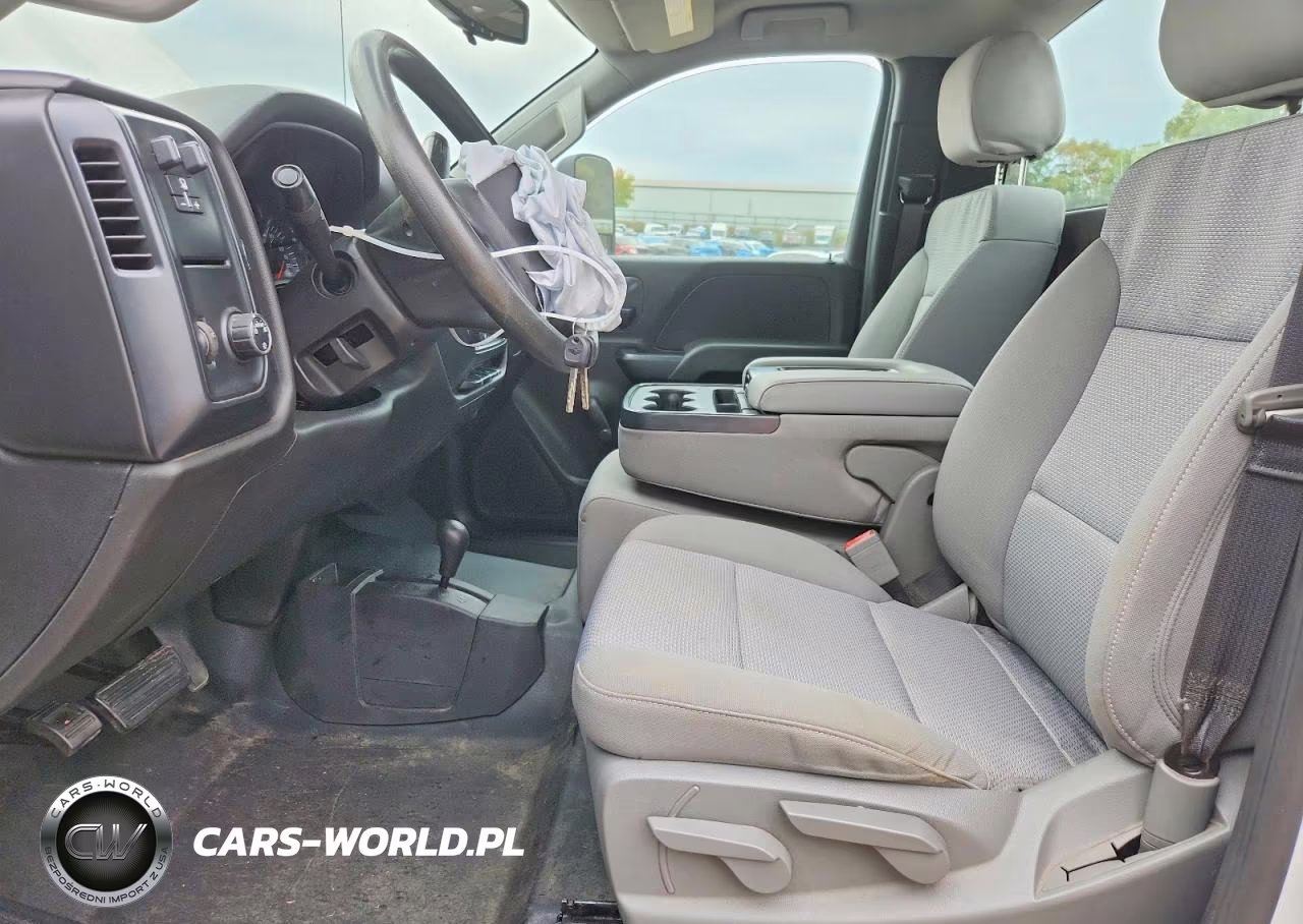 2018 Chevrolet Silverado K2500 Heavy Duty VIN:1GC0KUEGXJZ174596 - 7