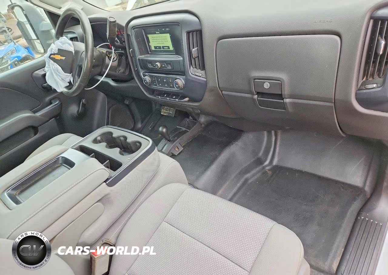 2018 Chevrolet Silverado K2500 Heavy Duty VIN:1GC0KUEGXJZ174596 - 8
