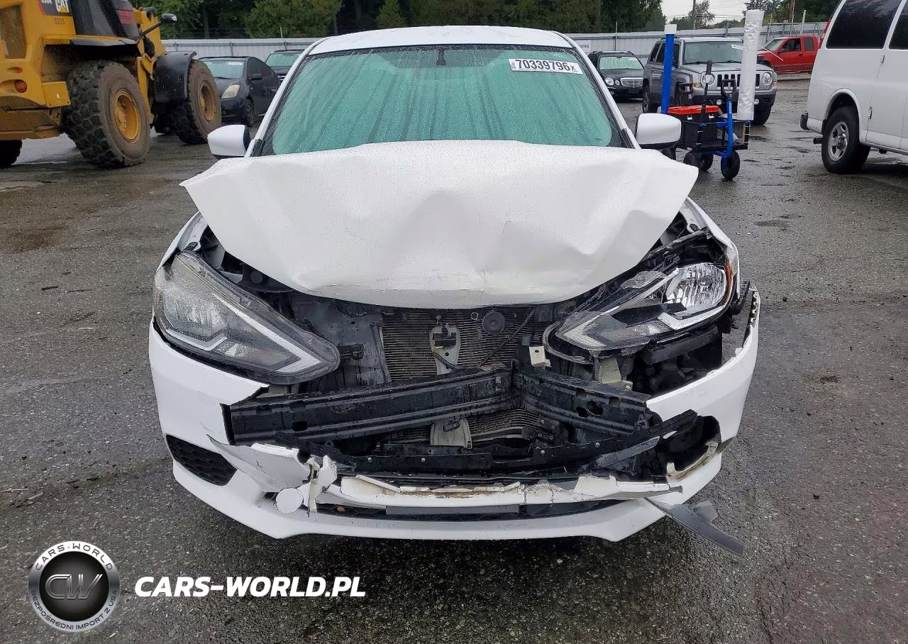 2018 Nissan Sentra S VIN:3N1AB7AP2JY258825 - 5