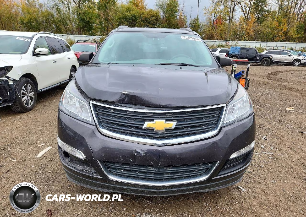 2017 Chevrolet Traverse Ls VIN:1GNKRFKD9HJ197281 - 5