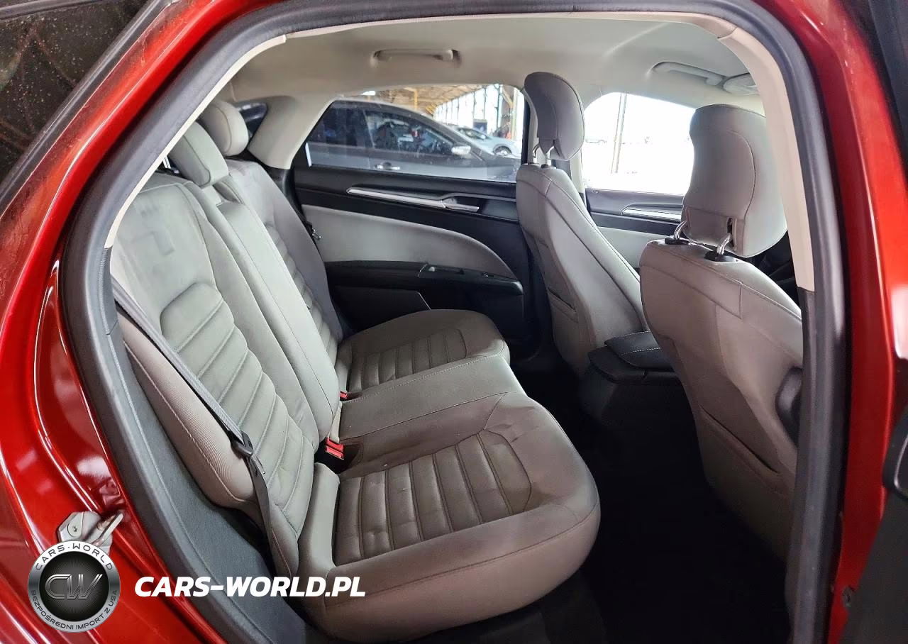 2014 Ford Fusion S VIN:3FA6P0G75ER337656 - 10