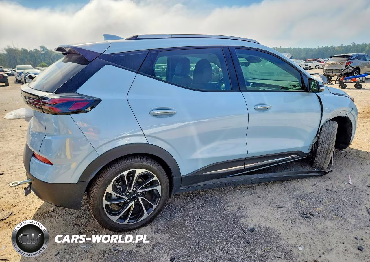 2023 Chevrolet Bolt Euv Premier VIN:1G1FZ6S06P4145619 - 3