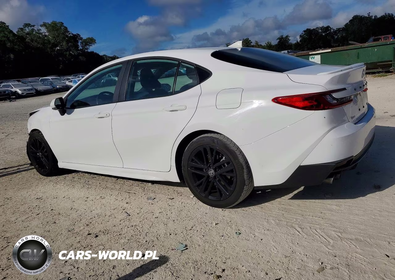 2026 Toyota Camry Se VIN:4T1DAACKXTU673582 - 2