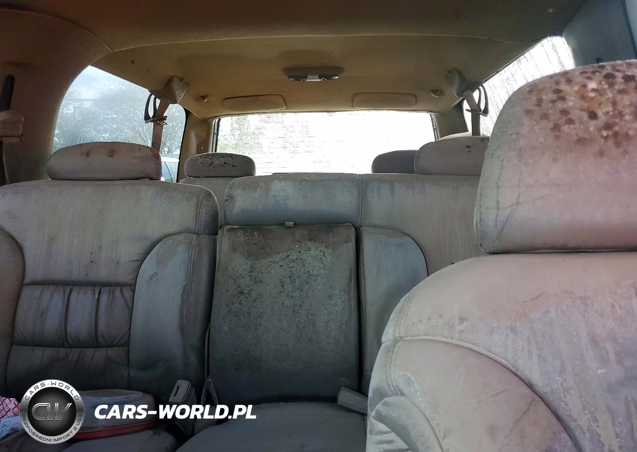1999 Chevrolet Suburban K1500 VIN:3GNFK16R8XG109285 - 10