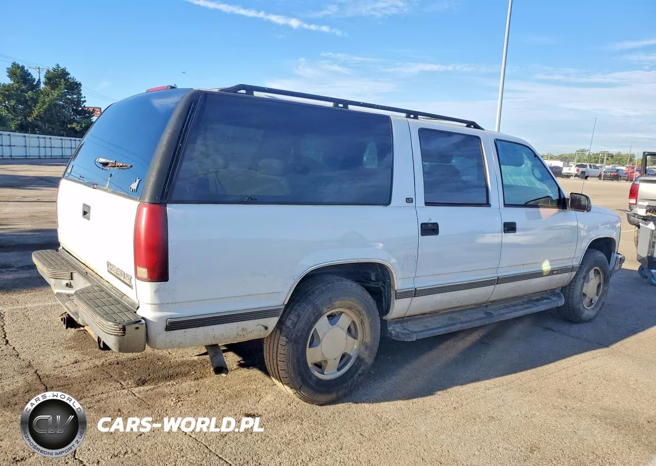 1999 Chevrolet Suburban K1500 VIN:3GNFK16R8XG109285 - 3