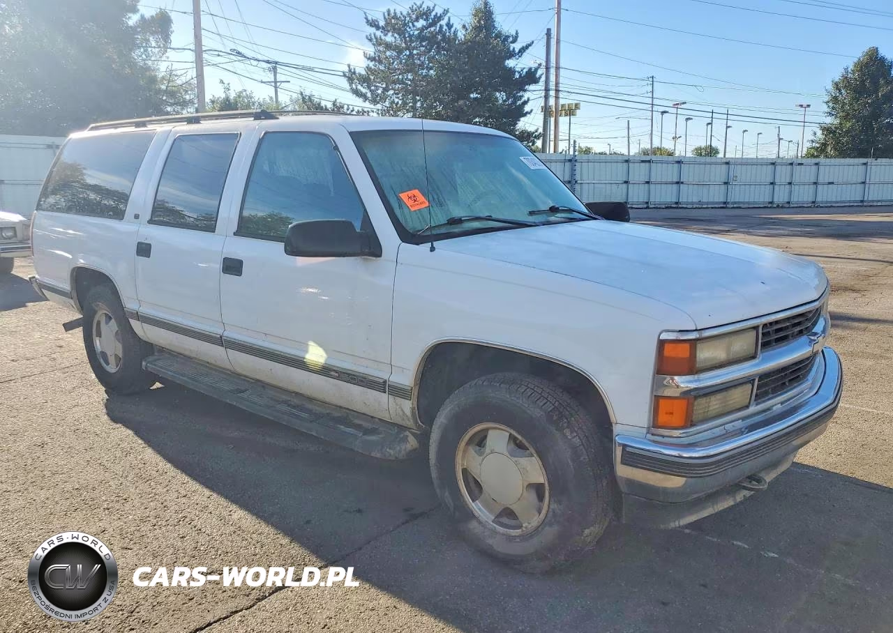 1999 Chevrolet Suburban K1500 VIN:3GNFK16R8XG109285 - 4