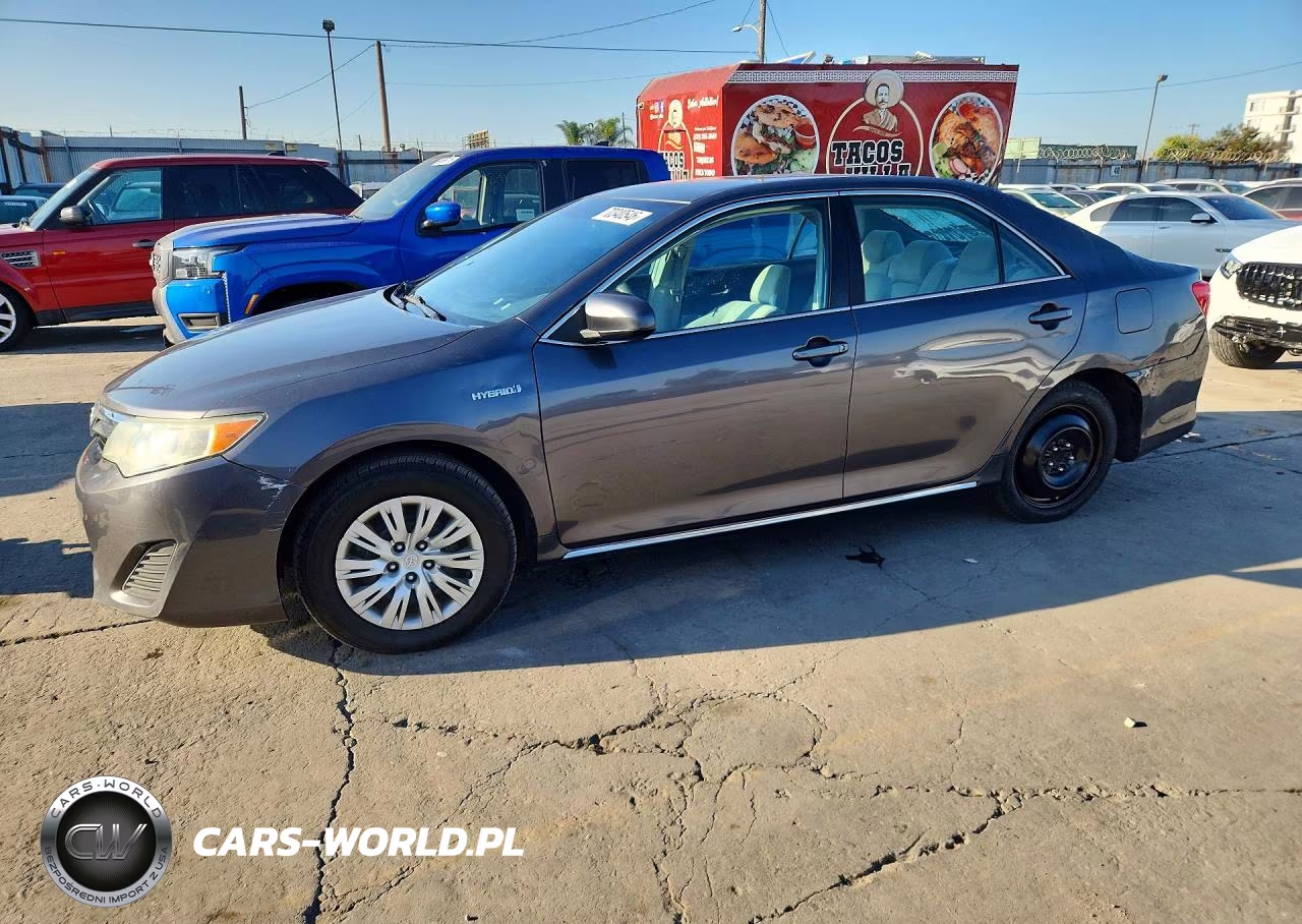 2013 Toyota Camry Hybrid Le