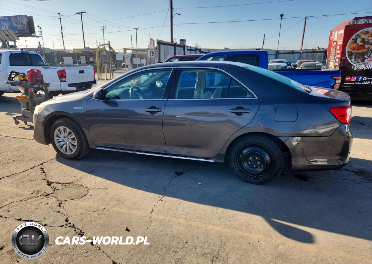 2013 Toyota Camry Hybrid Le VIN:4T1BD1FK5DU081289 - 2