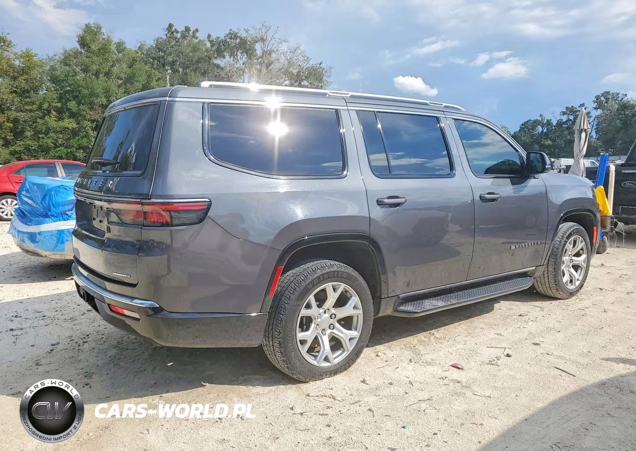 2022 Jeep Wagoneer Series Ii VIN:1C4SJVBT3NS216611 - 3