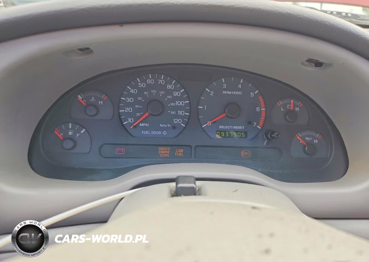 2004 Ford Mustang Base VIN:1FAFP40664F141049 - 9