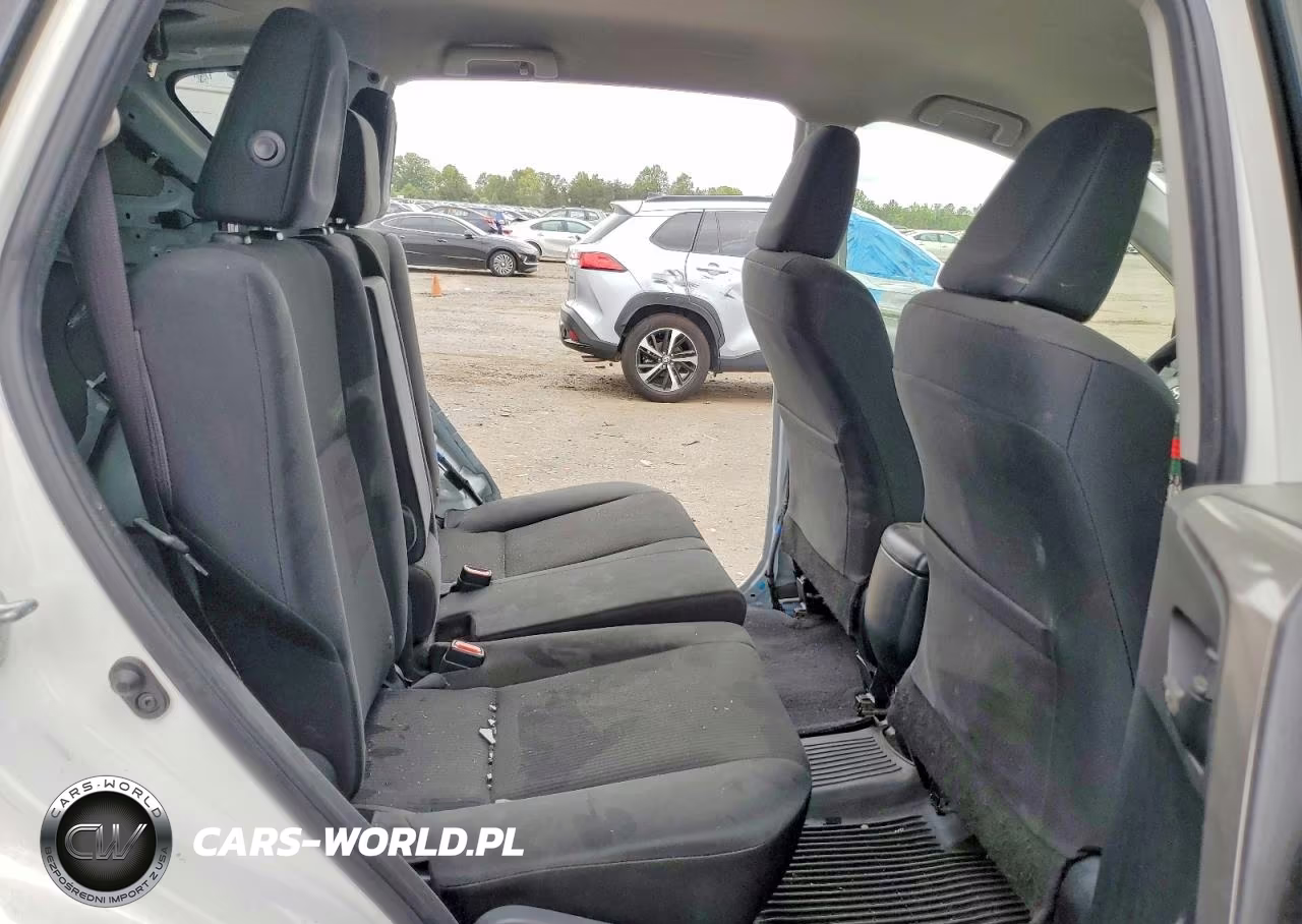 2018 Toyota Rav4 Le VIN:JTMBFREV1JD252396 - 11