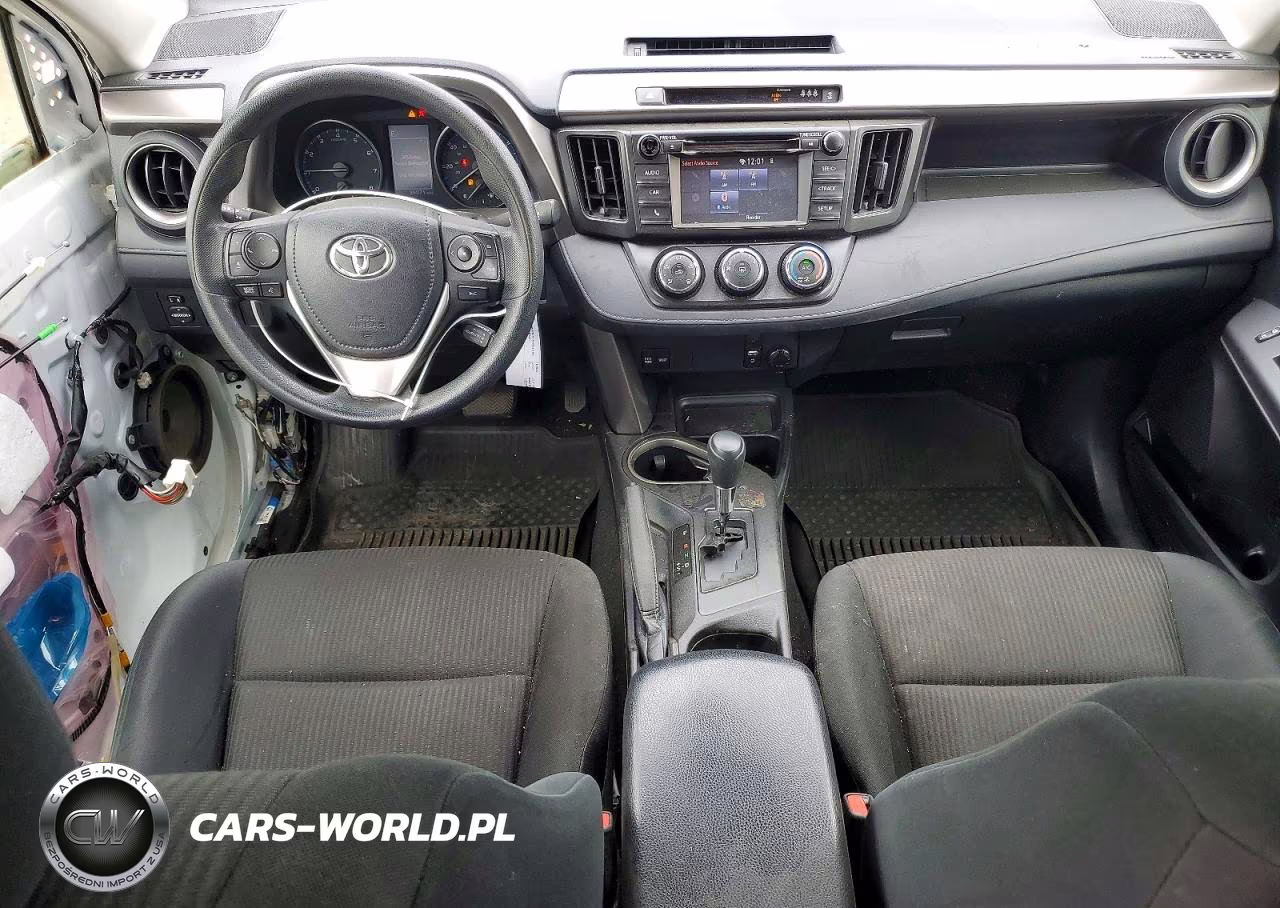2018 Toyota Rav4 Le VIN:JTMBFREV1JD252396 - 8