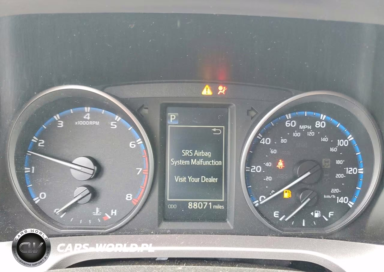 2018 Toyota Rav4 Le VIN:JTMBFREV1JD252396 - 9