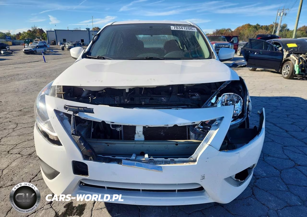 2019 Nissan Versa S Plus VIN:3N1CN7AP2KL814856 - 5