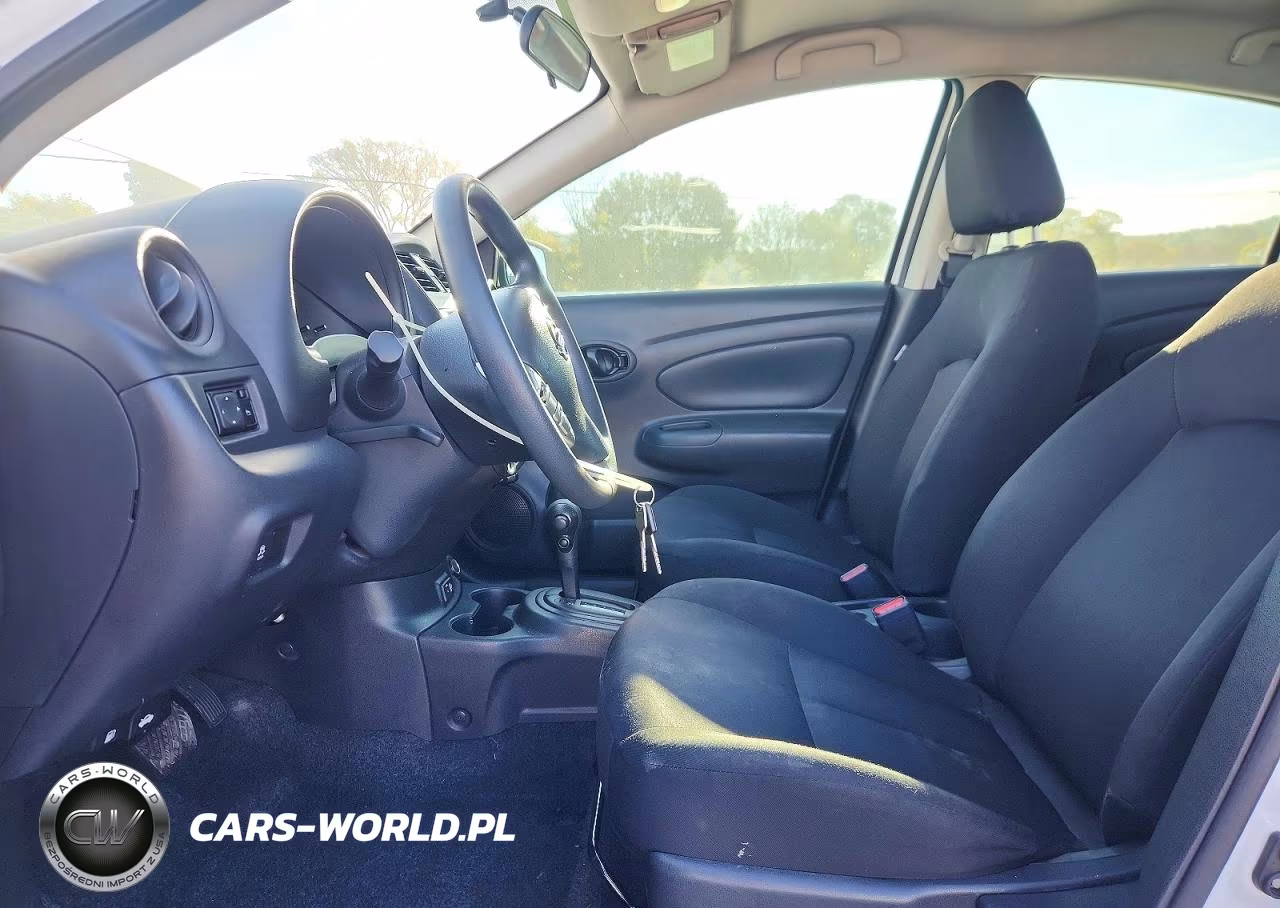 2019 Nissan Versa S Plus VIN:3N1CN7AP2KL814856 - 7