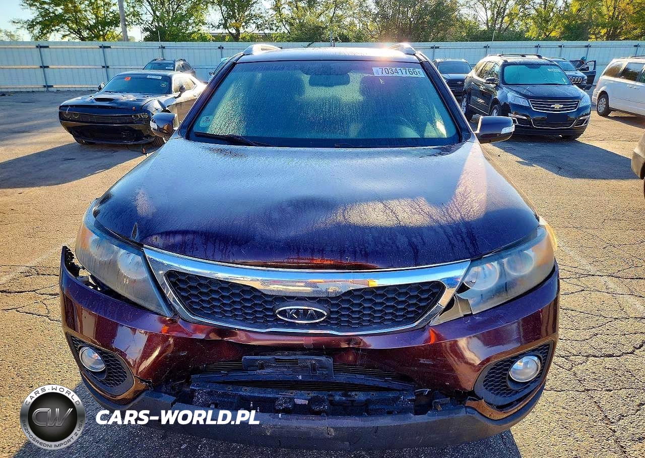 2013 Kia Sorento Lx VIN:5XYKT3A68DG390463 - 5