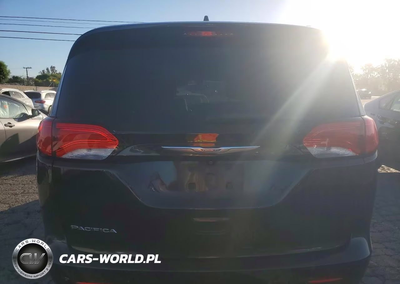 2017 Chrysler Pacifica Lx VIN:2C4RC1CG1HR505687 - 6