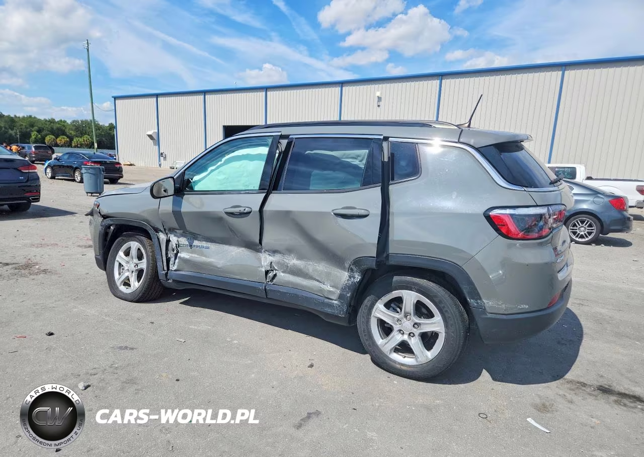 2023 Jeep Compass Latitude VIN:3C4NJDBN7PT553907 - 2