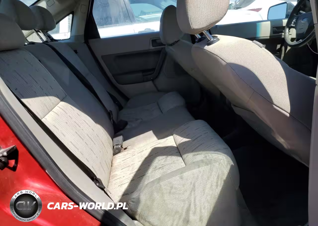 2010 Ford Focus Se VIN:1FAHP3FNXAW260879 - 10