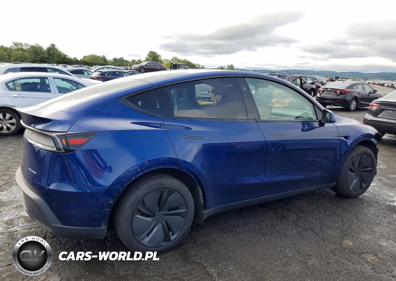 2026 Tesla Model Y VIN:7SAYGDEE8TA462502 - 3