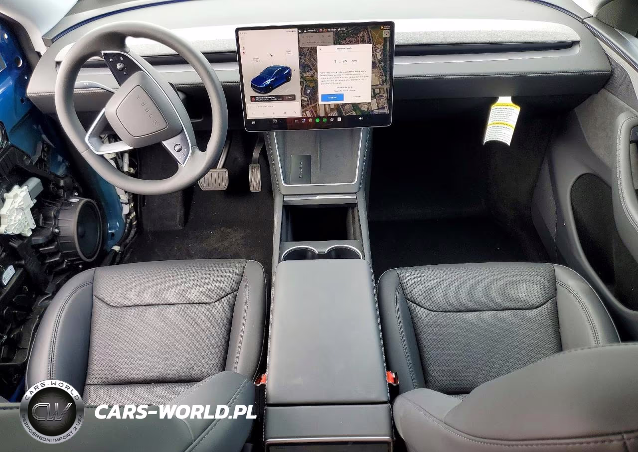 2026 Tesla Model Y VIN:7SAYGDEE8TA462502 - 8