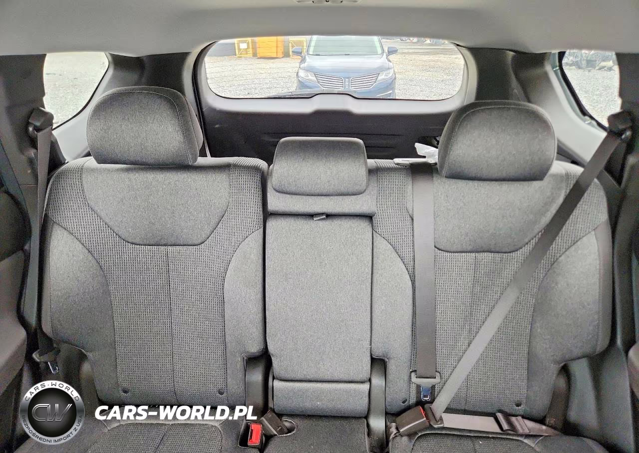 2020 Hyundai Santa Fe Sel VIN:5NMS33AD3LH211023 - 10