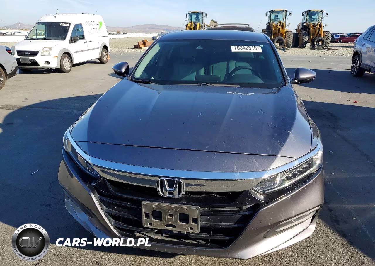 2018 Honda Accord Lx VIN:1HGCV1F19JA148391 - 5