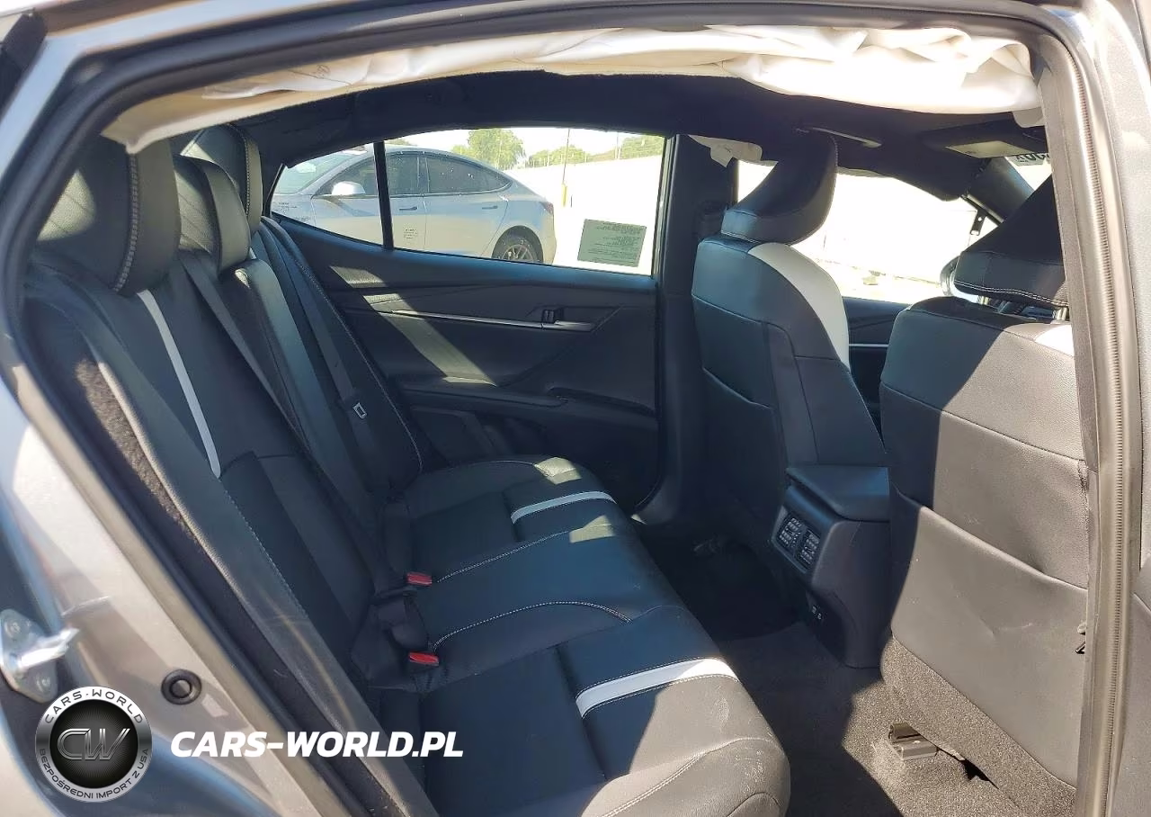 2026 Toyota Camry Se VIN:4T1DAACK4TU343856 - 10