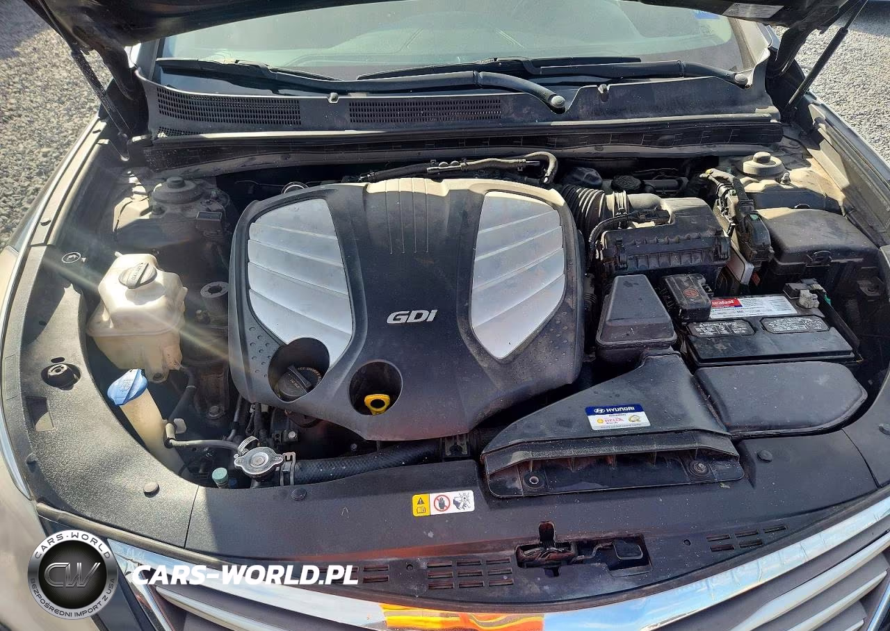 2016 Hyundai Azera Base VIN:KMHFG4JG4GA515849 - 11