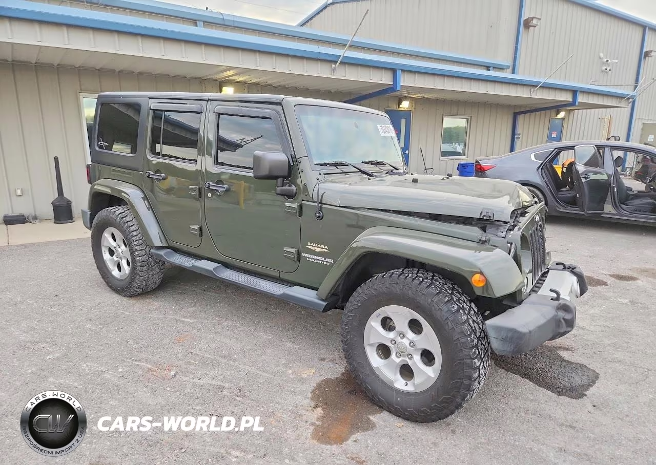 2015 JEEP WRANGLER UNLIMITED SAHARA VIN:1C4HJWEG8FL654910 - 4