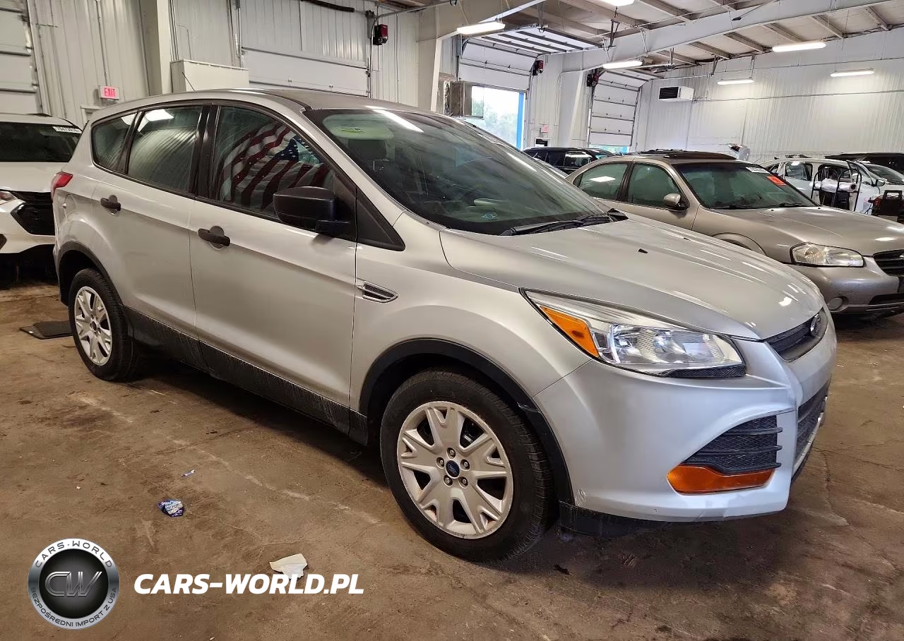 2014 Ford Escape S VIN:1FMCU0F71EUA43568 - 4