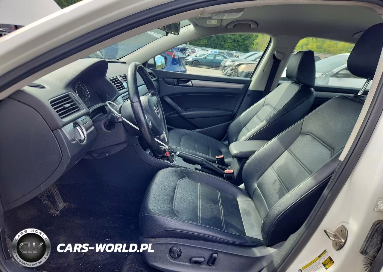 2015 Volkswagen Passat S VIN:1VWAT7A38FC088684 - 7