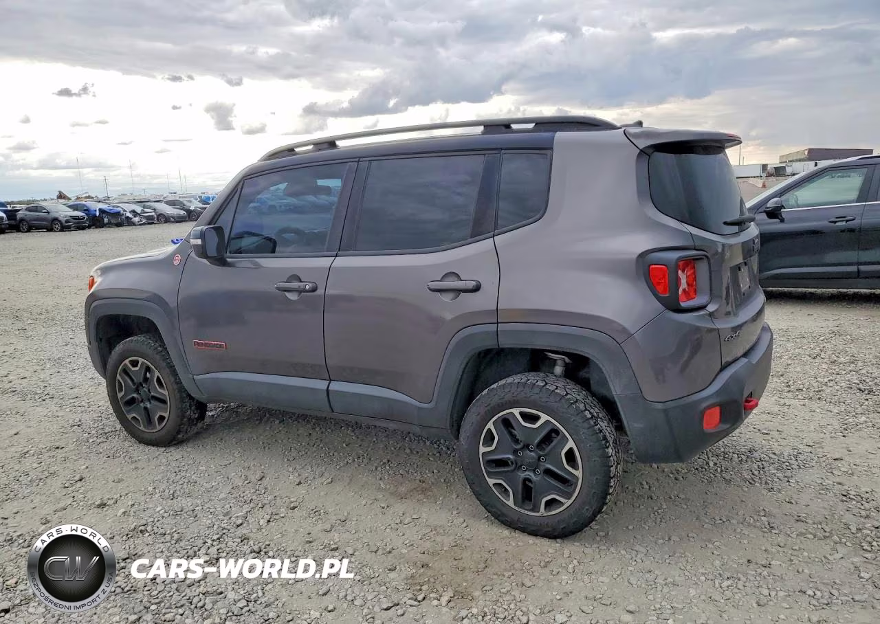 2016 Jeep Renegade Trailhawk VIN:ZACCJBCT2GPD06732 - 2