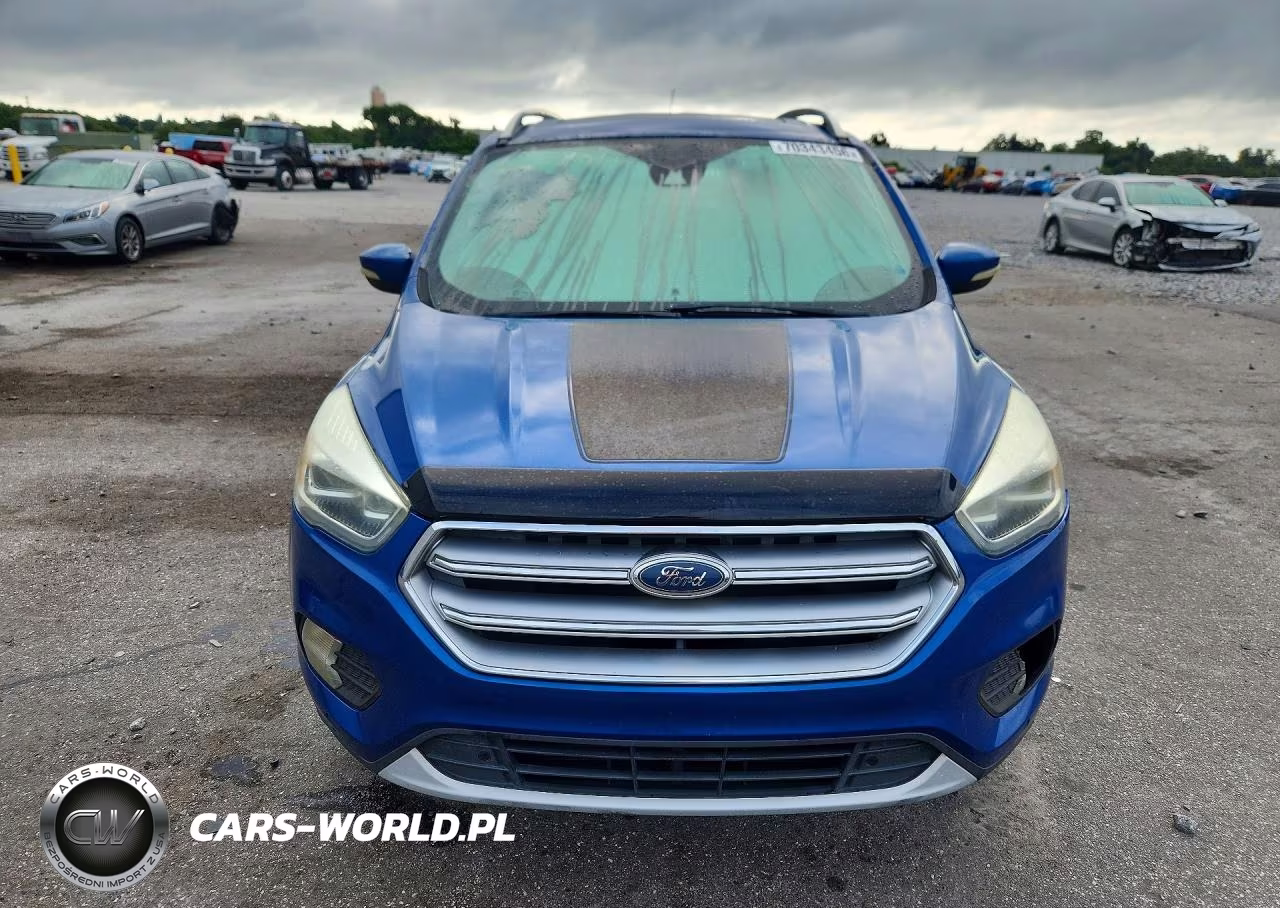 2017 Ford Escape Titanium VIN:1FMCU0J98HUA75852 - 5