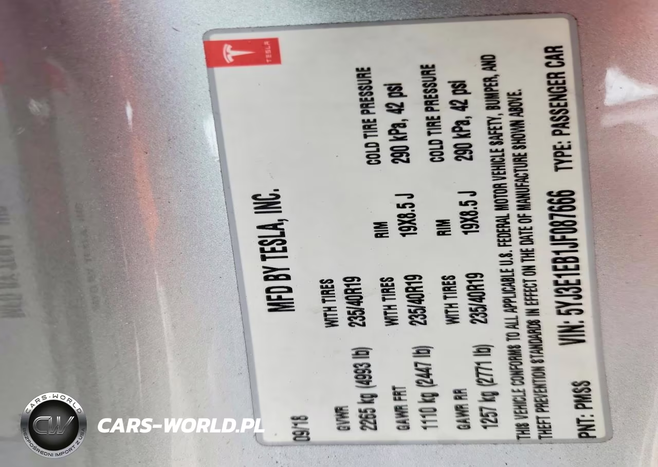 2018 Tesla Model 3 VIN:5YJ3E1EB1JF087666 - 12