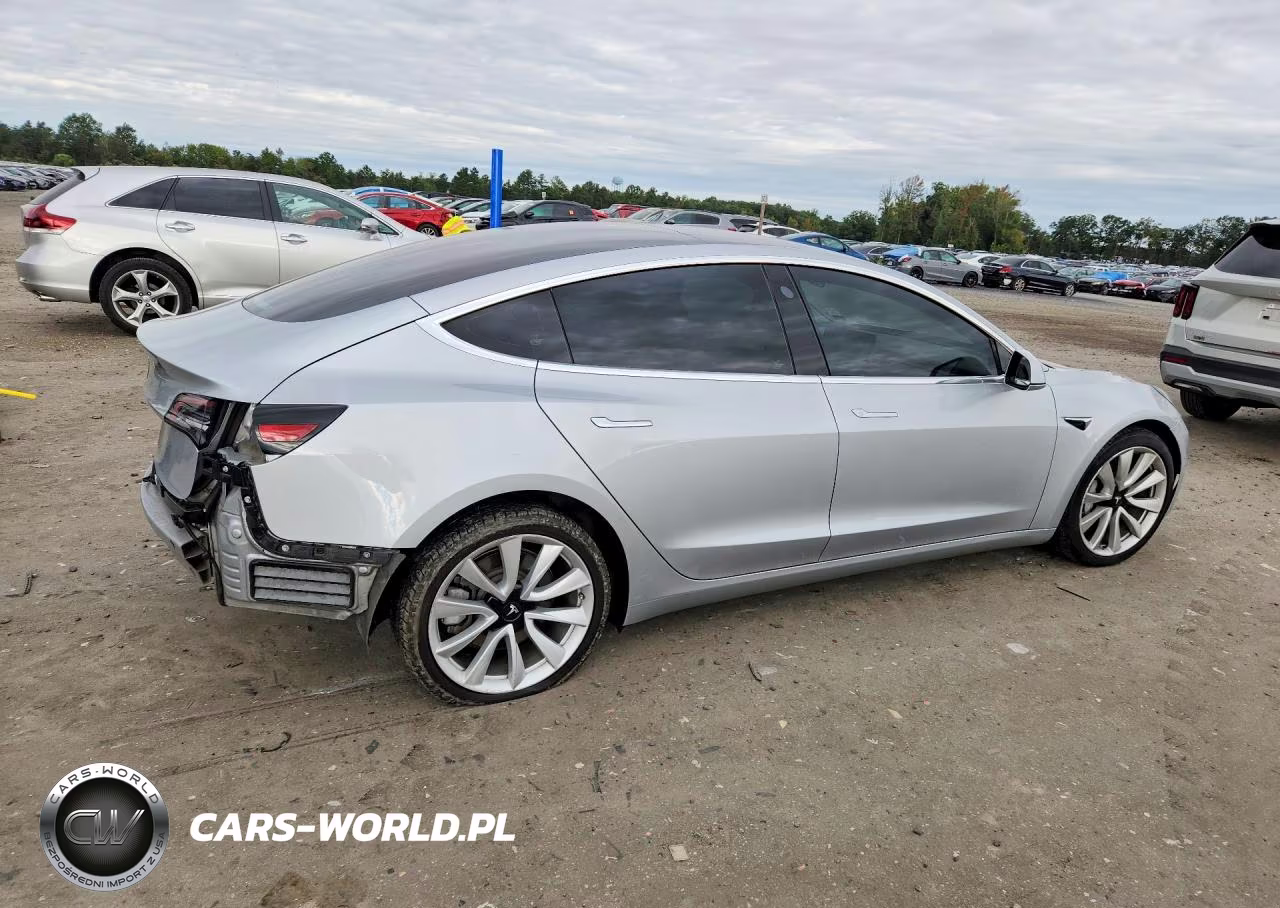 2018 Tesla Model 3 VIN:5YJ3E1EB1JF087666 - 3
