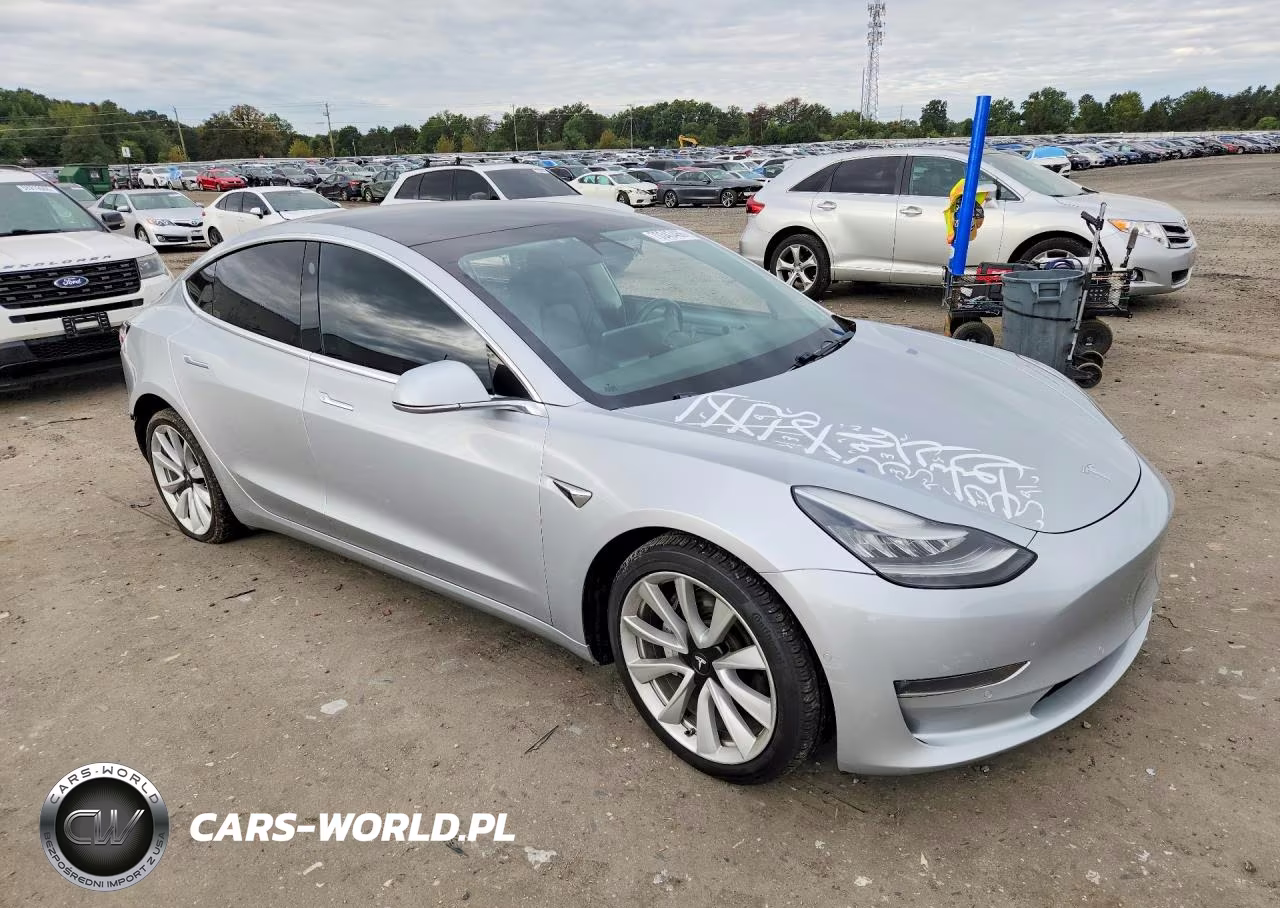 2018 Tesla Model 3 VIN:5YJ3E1EB1JF087666 - 4